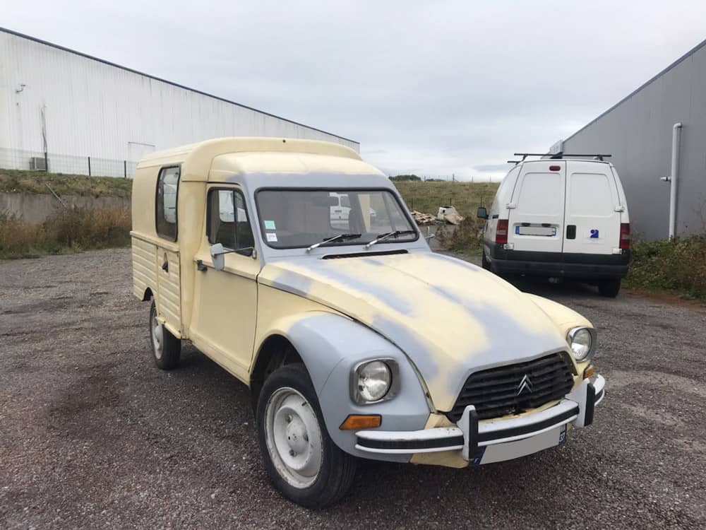 Citroën Acadiane transformée en food truck rétro