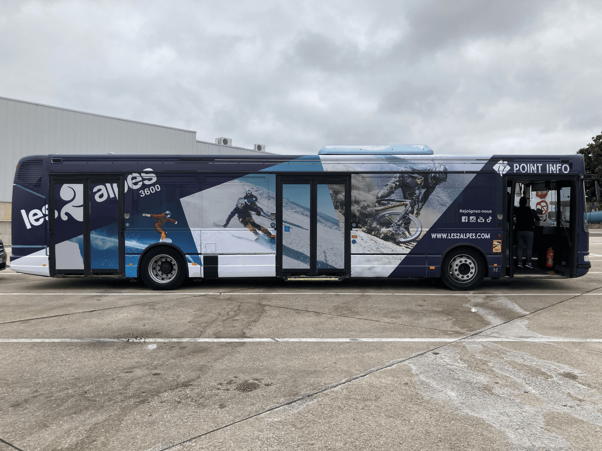 Bus préaménagé