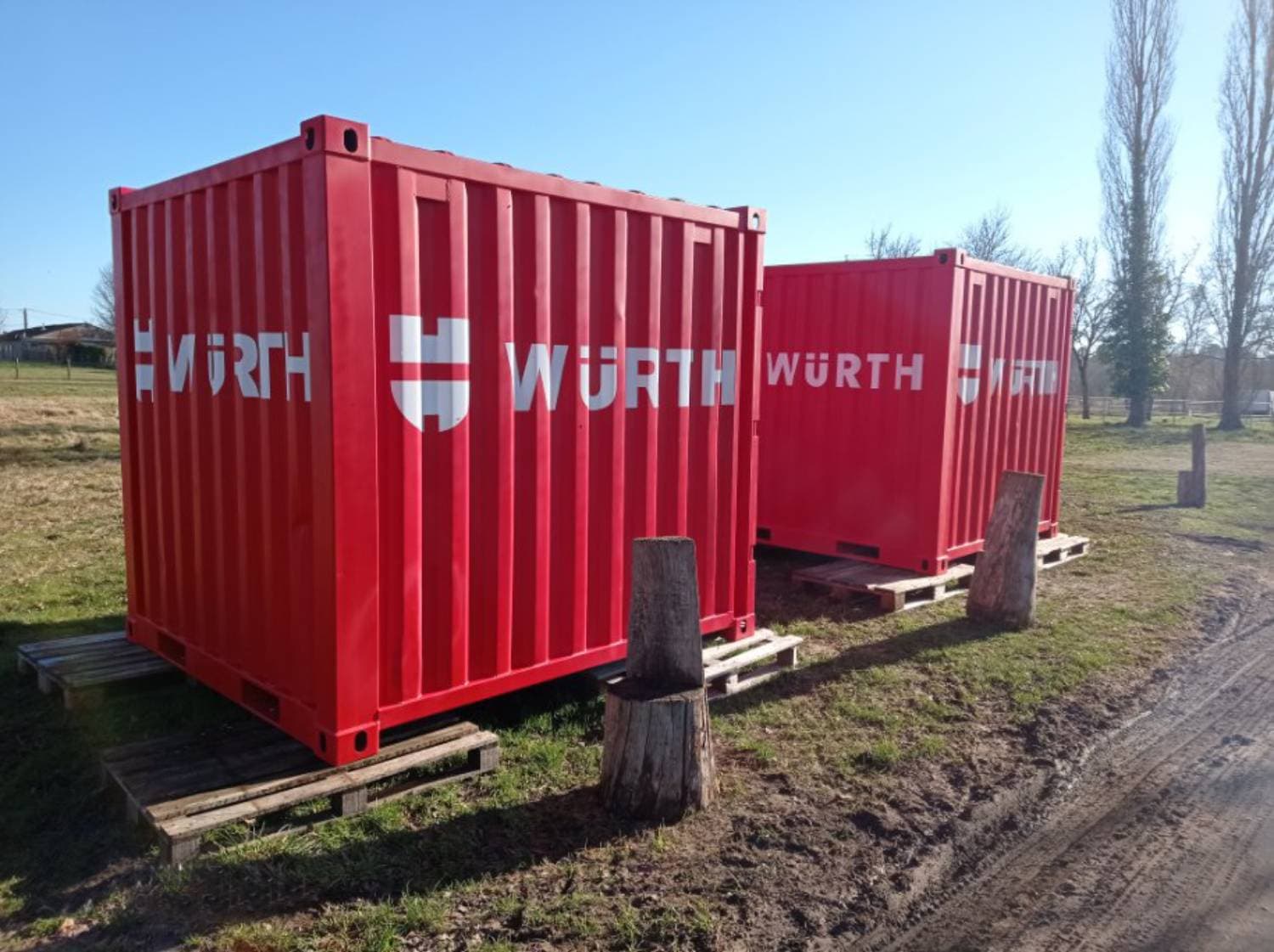 Aménagement d'un container maritime dans les ateliers Mon Camion Resto
