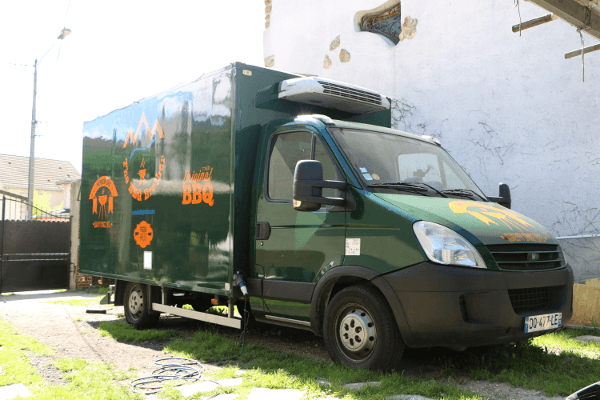 truck + emplacement