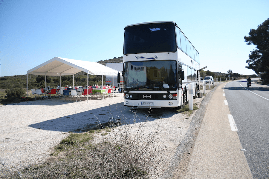 Bus restaurant