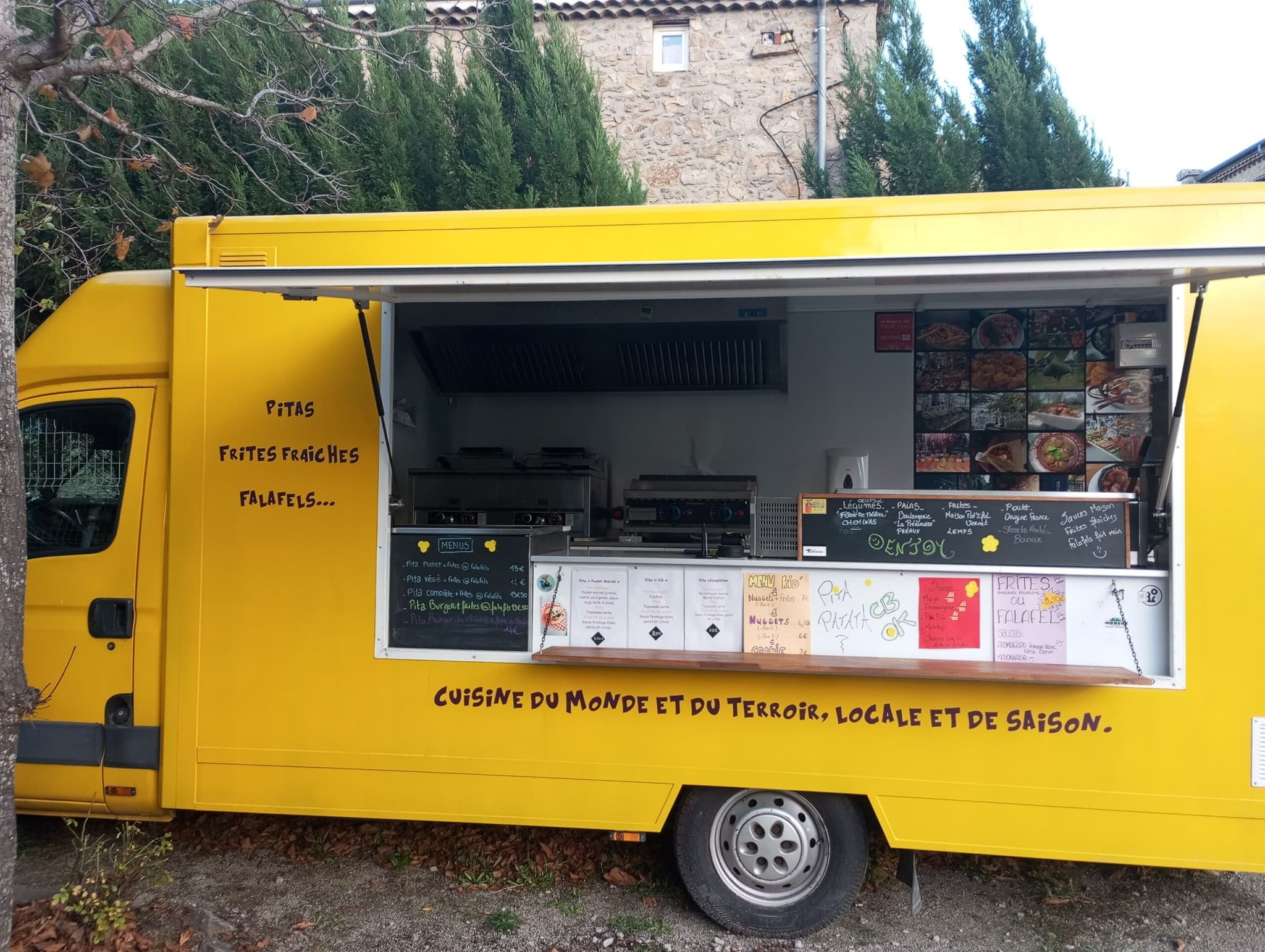 Food truck Iveco Daily 122890km