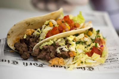 Food truck Mon Camion Resto - la brasserie frame lance son frame truck lieu ephemere ou il sent bon la cuisine
