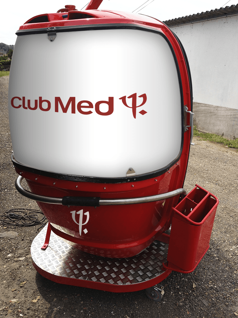 Réalisation MEGG pour Club Med - décoration extérieure événementielle